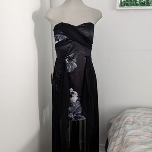 Le Chateau strap/strapless black and white flower dress boning corset crisscross